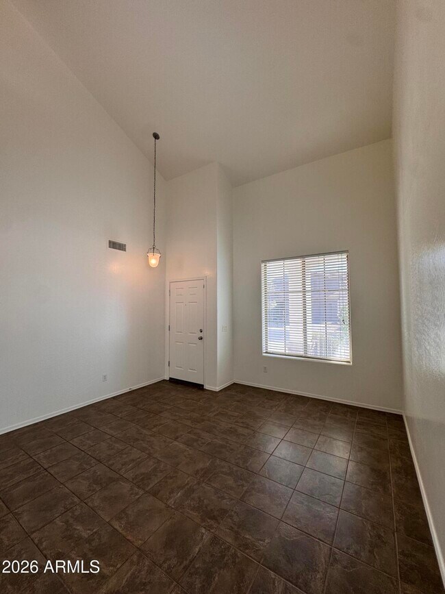Building Photo - 14955 N 174th Ln