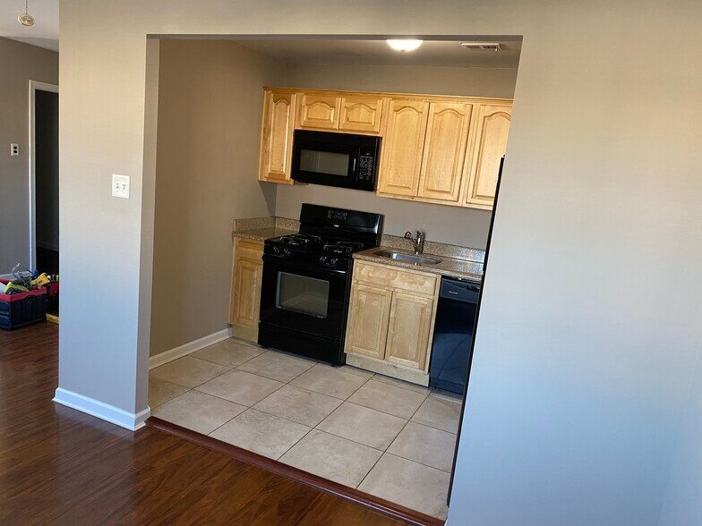 Building Photo - 3312 Glenbrook Pl