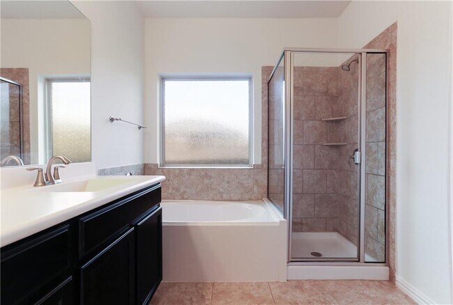 Building Photo - 517 Cerrito Cove