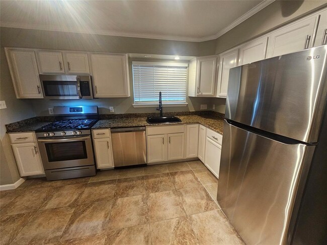Building Photo - 10603 Georgian Dr