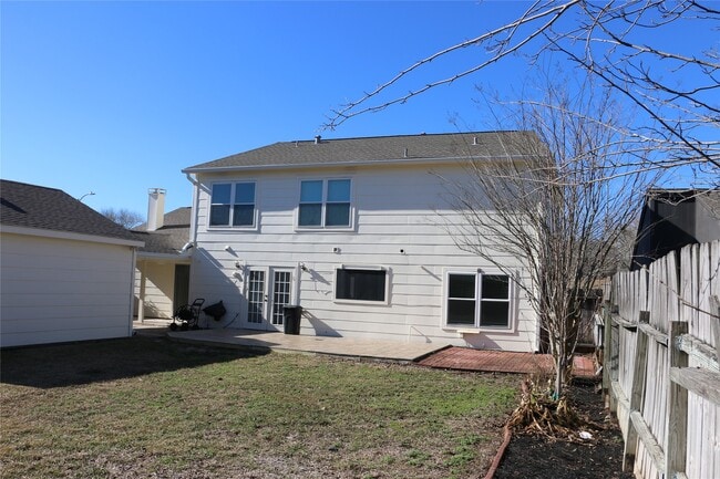 Building Photo - 458 Woodrail Dr