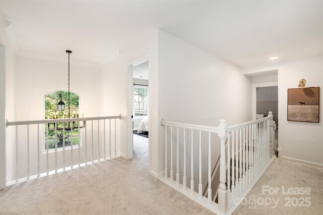 Building Photo - 2435 Alaqua Ct