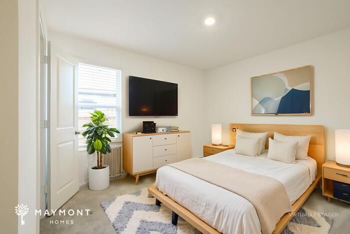 Building Photo - 18040 Trepito Ave