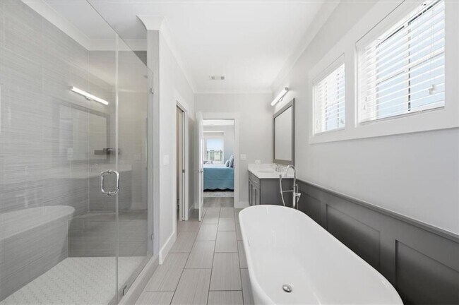 Building Photo - 262 Dawson Dr