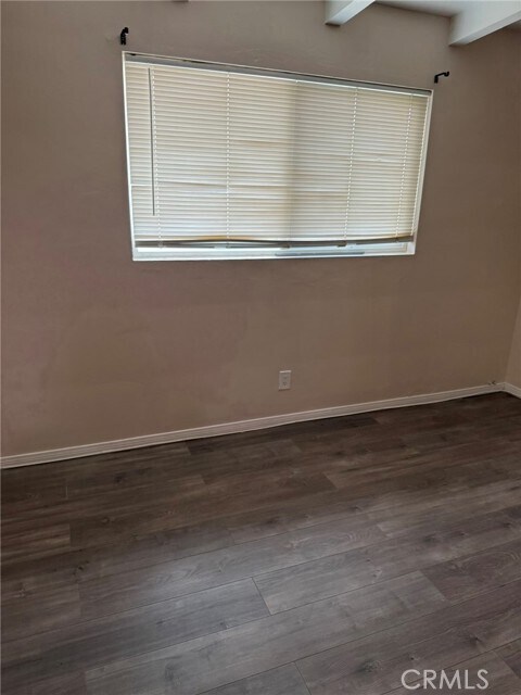 Building Photo - 124 W Lancaster Blvd