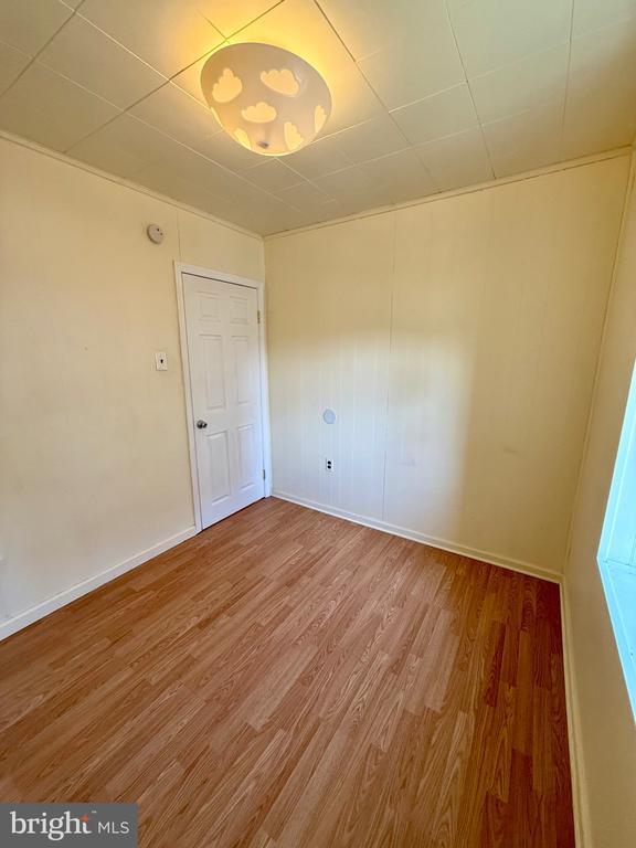 Building Photo - 403 S Main St