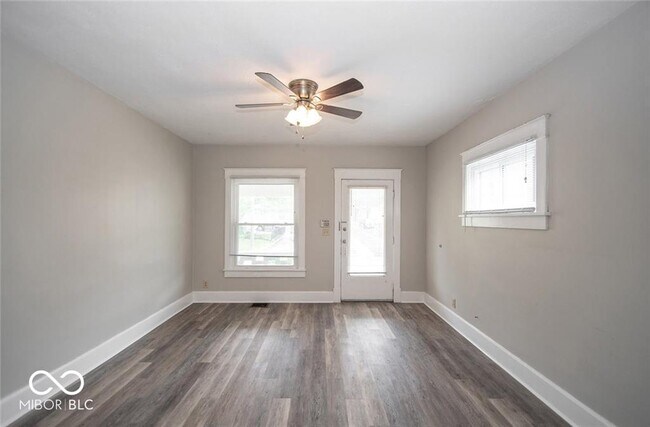 Building Photo - 1543 W Ohio St