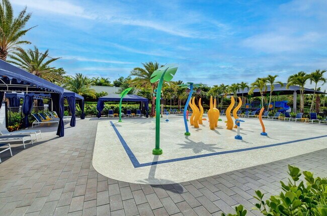 Building Photo - 17112 Aquavera Way