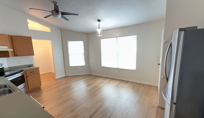 Building Photo - Spacious 3/2 in Eagle Point