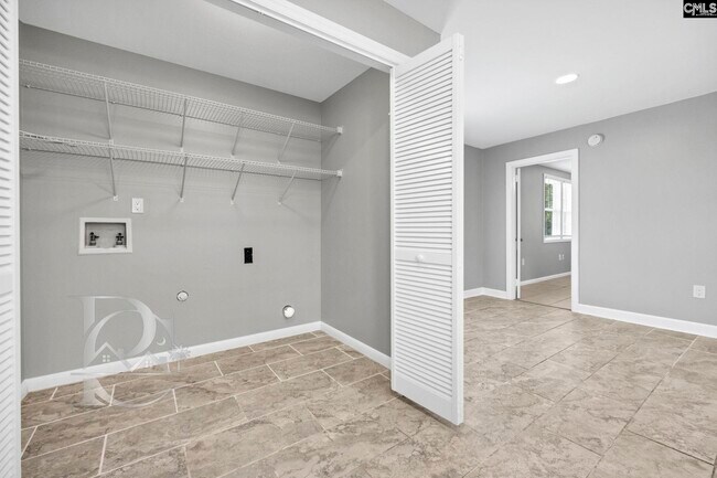 Building Photo - 1620 Long Shadow Ln