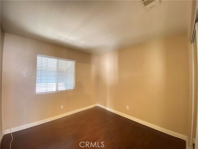 Building Photo - 708 Hillview St