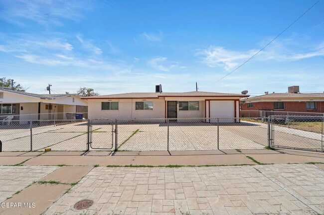 Primary Photo - 4948 Aiken Ln