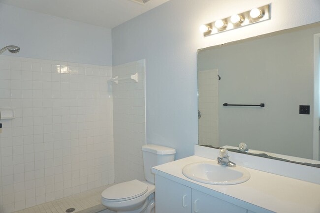 Building Photo - Winter Ridge Condo