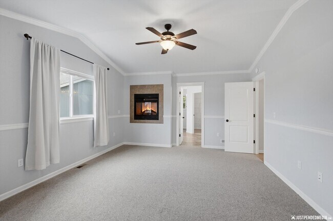 Building Photo - 13259 Rosser Dr