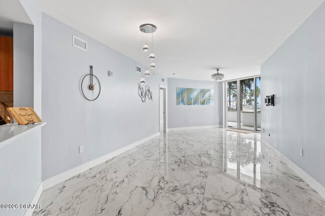 Building Photo - 241 Riverside Dr