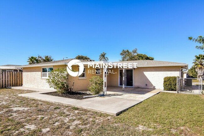 Building Photo - 3 Bedroom Pet-Friendly Home in Holiday, FL with Main Street Renewal