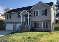 Building Photo - 994 View Crest Ct