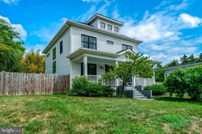 Building Photo - 3603 9th St S