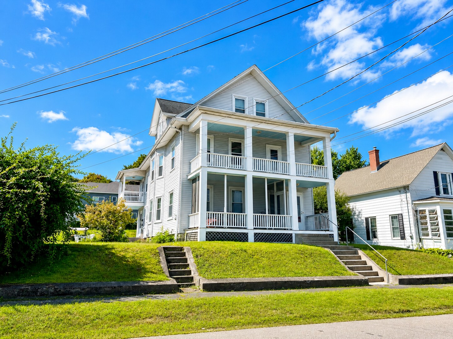 Exterior - 93 Pleasant St