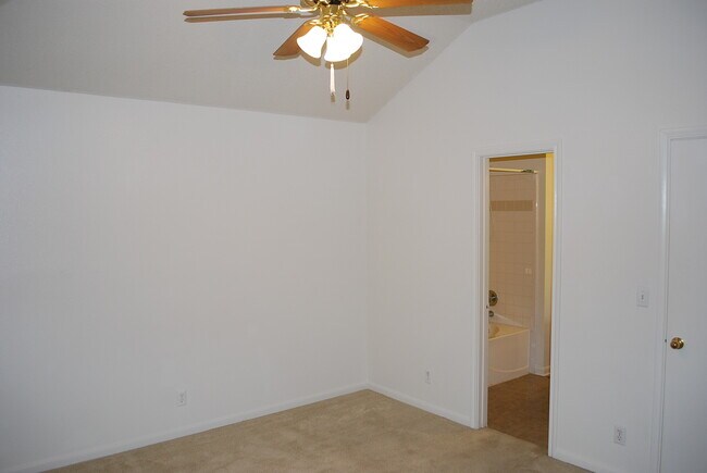 Building Photo - Cute 3bd/2ba pet friendly home in Killeen!