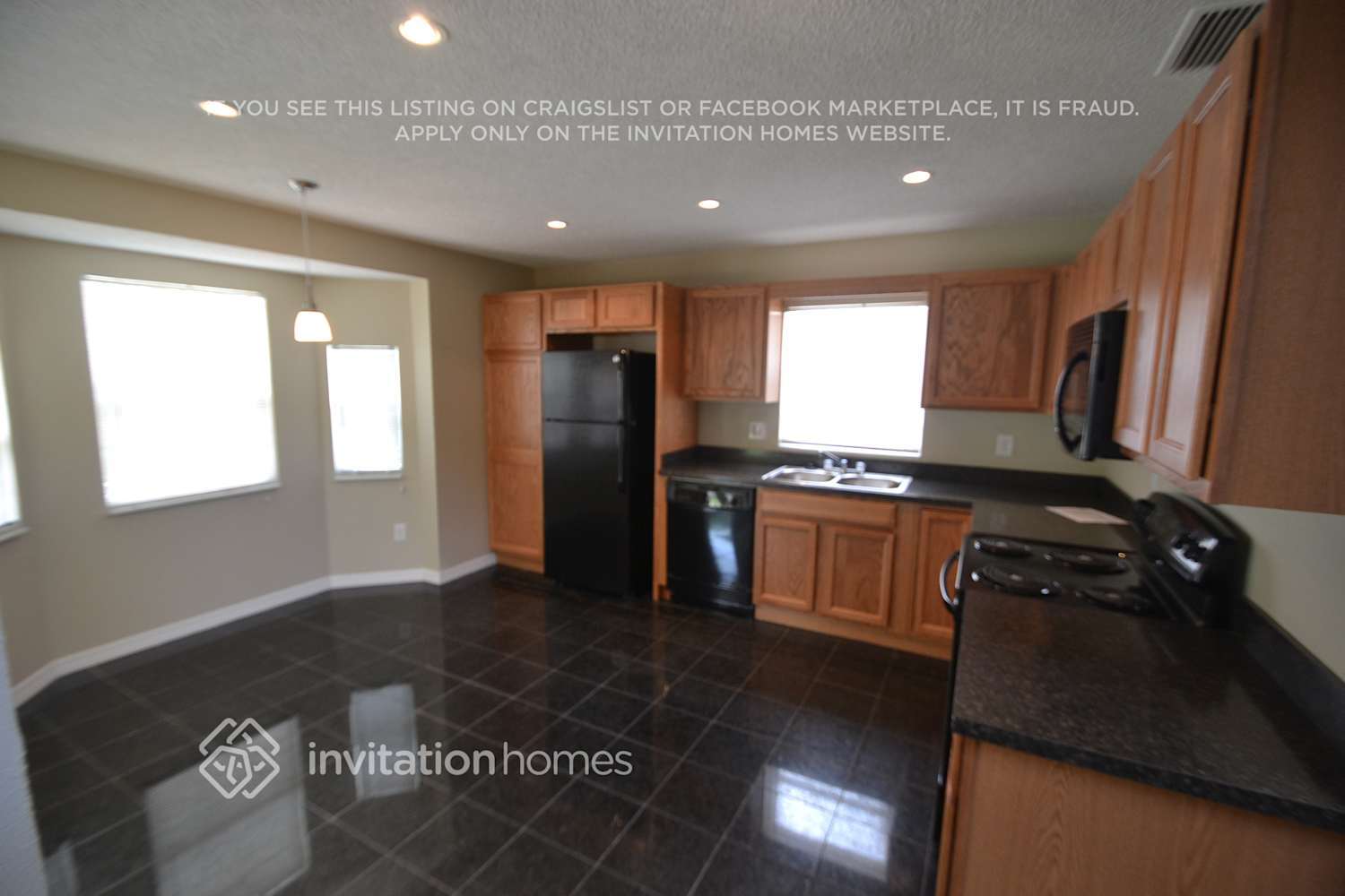 Building Photo - 4870 Mill Run Dr