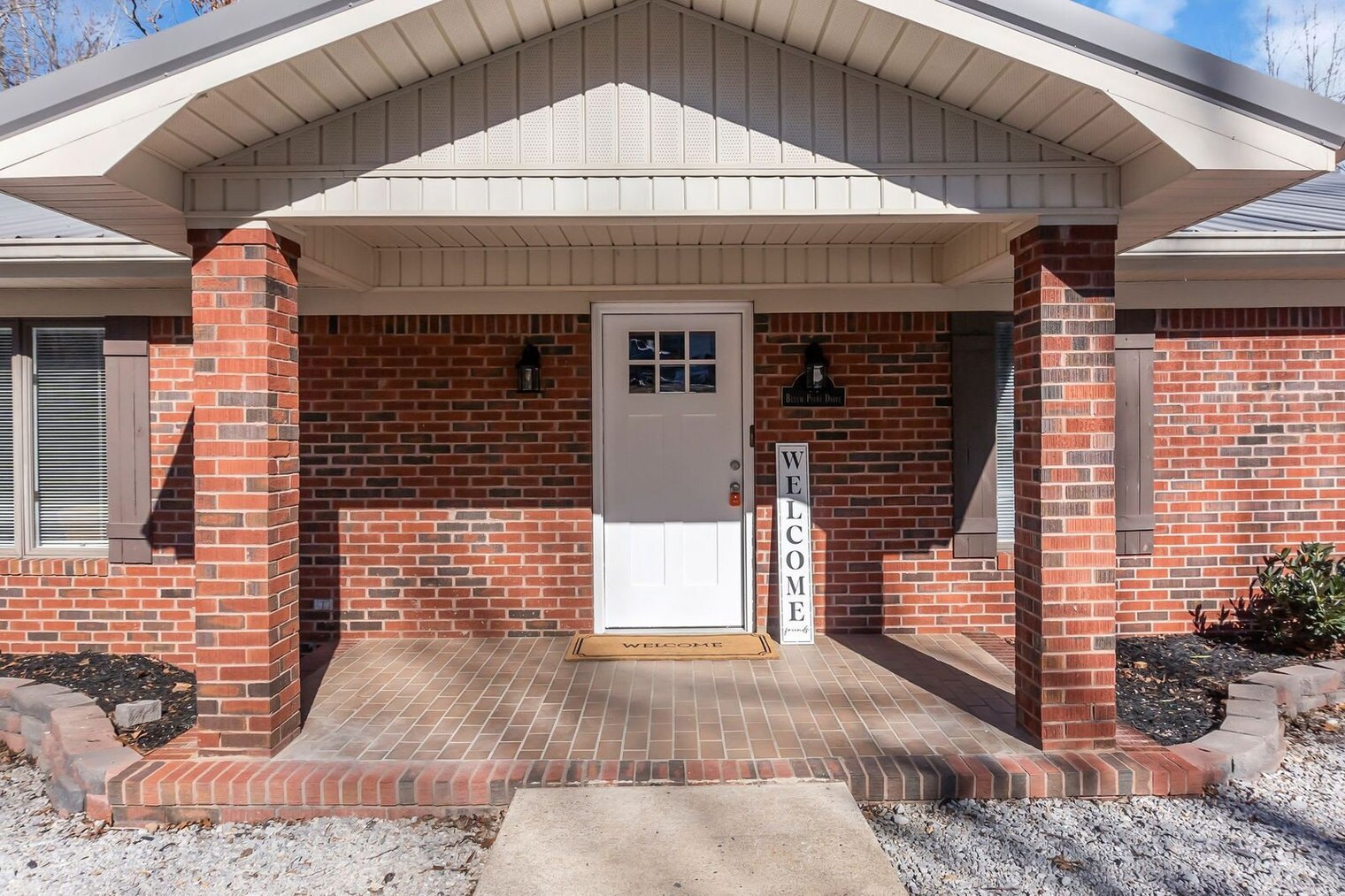 Building Photo - 81 Beech Point Dr