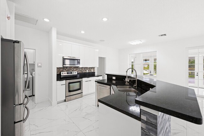 Building Photo - 1209 Olympic Cir