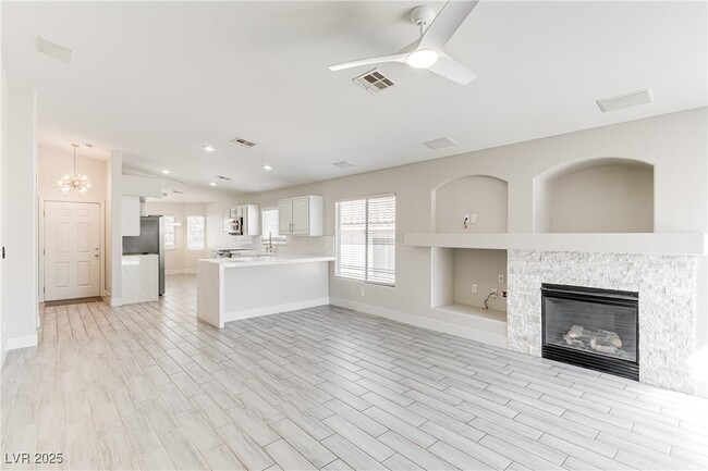 Building Photo - 2259 Smokey Sky Dr