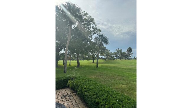 Building Photo - 4644 La Jolla Dr