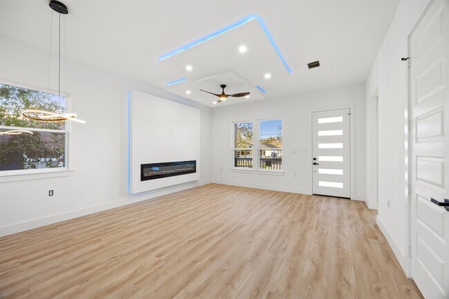 Building Photo - 610 Lettie St