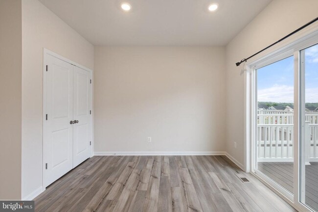 Building Photo - 1256 Cedar Vly Rd