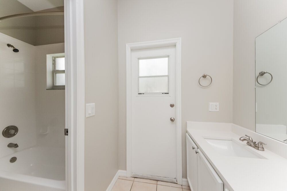 Building Photo - 4204 Lugano Ct