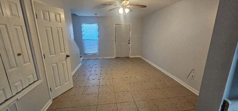 Primary Photo - 9042 Morrison Rd