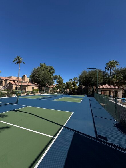 Tennis/Pickleball Court - 10101 N Arabian Trl