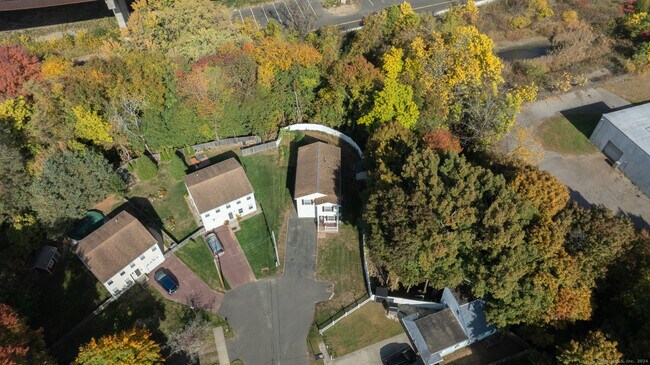 Building Photo - 107 Waverly Ave