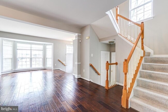 Building Photo - 6160 Cinnamon Ct