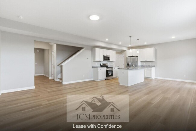 Building Photo - 113 Lambert Fld