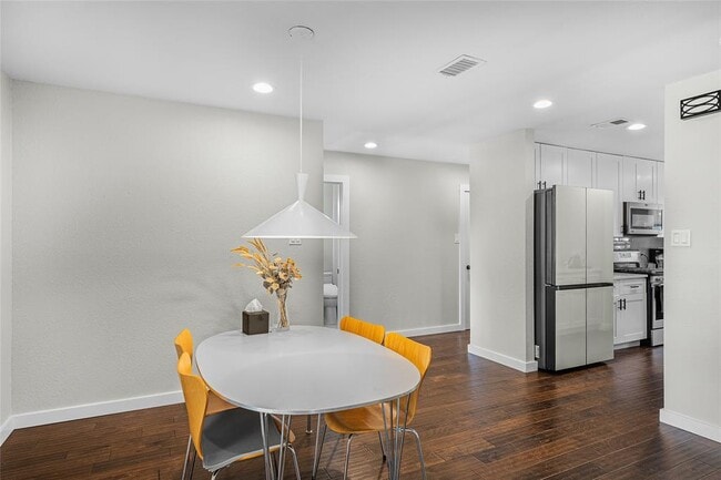 Building Photo - 4616 Ganymede Dr