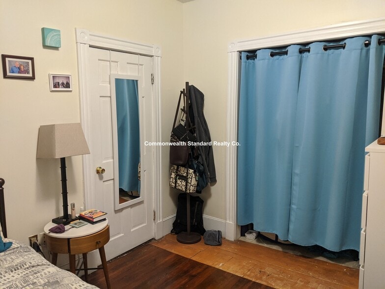 Primary Photo - 55 Revere St