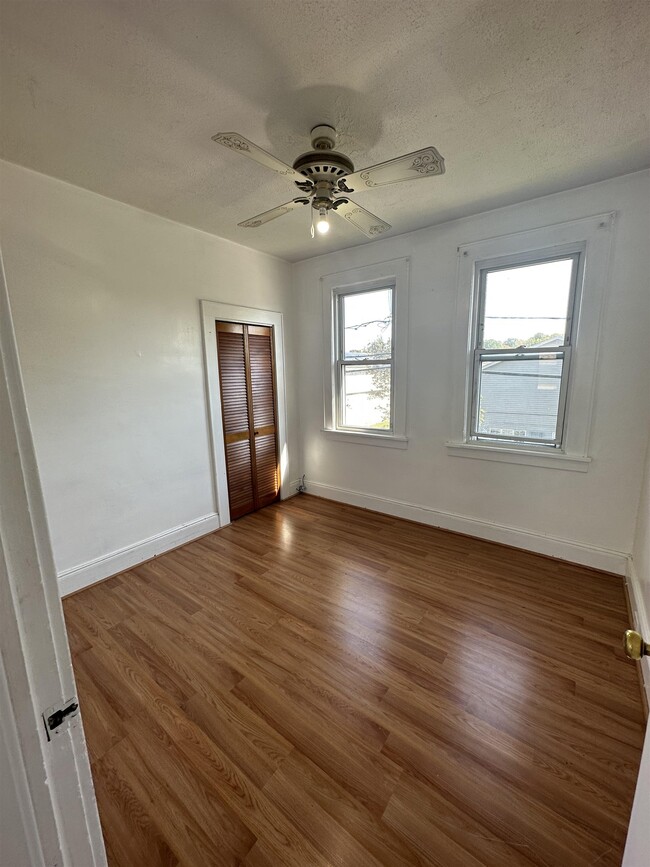 Building Photo - 79 Kipp Ave