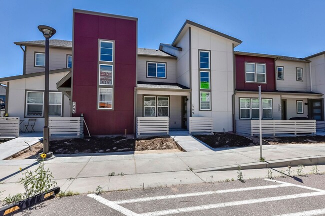 Primary Photo - Contemporary Townhome in North CO Springs