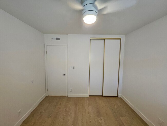 Building Photo - Modern Comfort Meets Convenience — 4-Bedro...