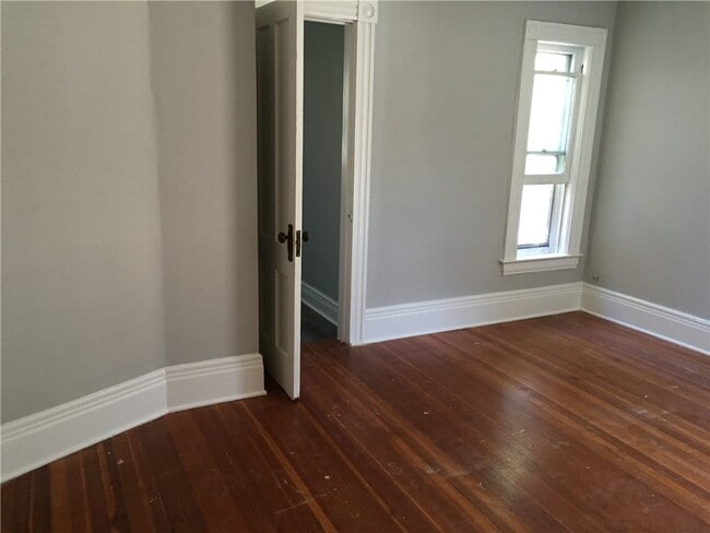 Building Photo - 82 Asbury St