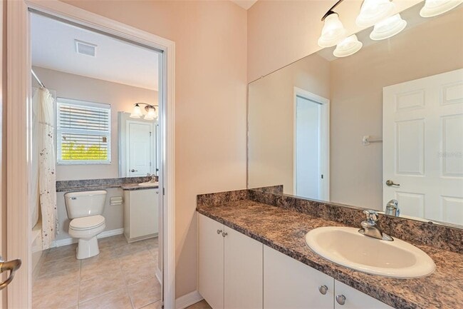 Building Photo - 13815 Artesa Bell Dr