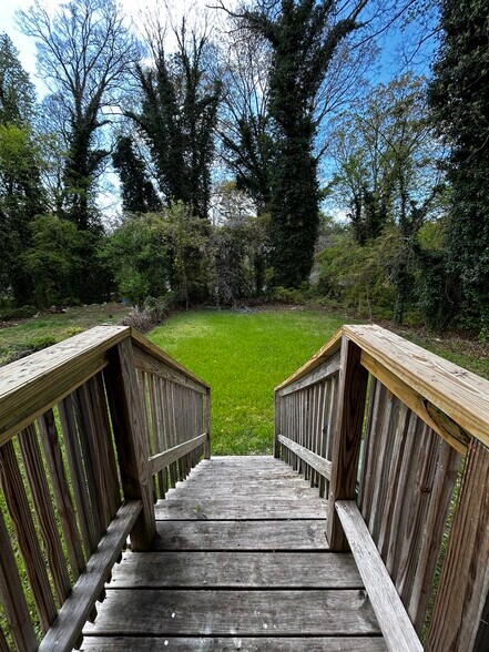 Balcony/ Back Porch - 2809 7th St SW