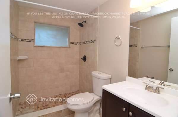 Building Photo - 6424 Murray Hill Dr