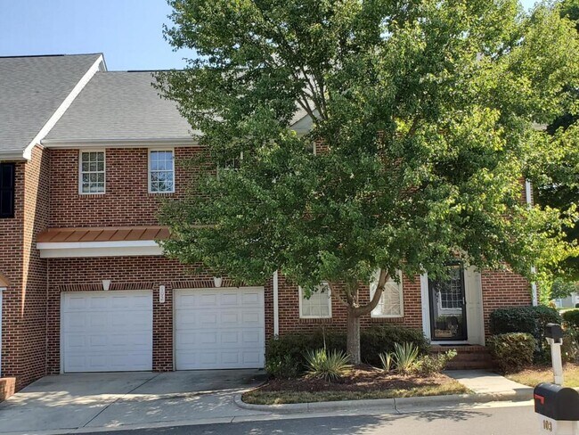 Primary Photo - 102 Alden Village Ct