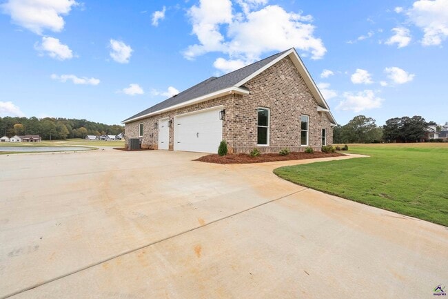 Building Photo - 168 Camden Way