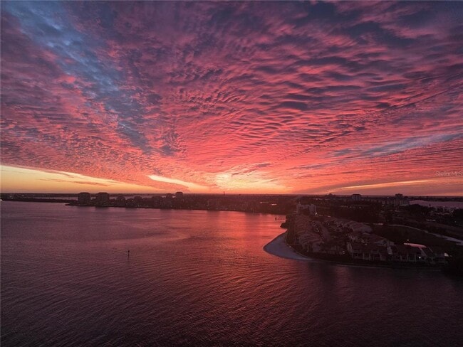 Building Photo - 5200 Brittany Dr S