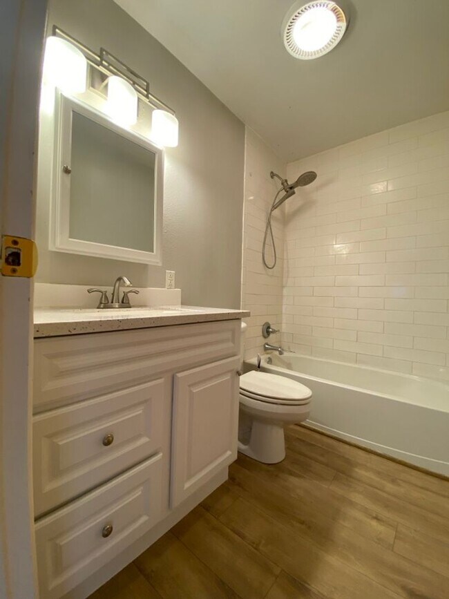 Building Photo - Check out this Three bedroom, one bedroom home COMING SOON!